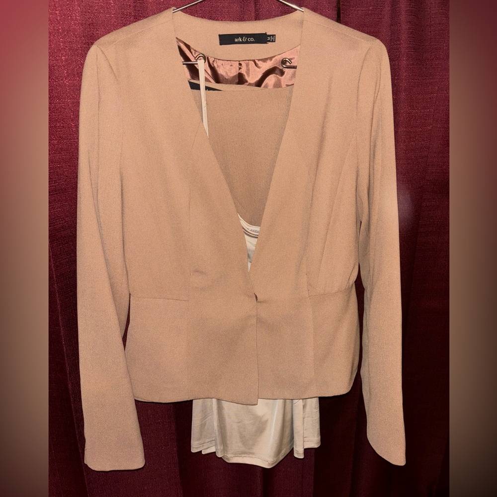 Ark & Co. tan professional skirt suit set. Includes skirt, cami, jacket.